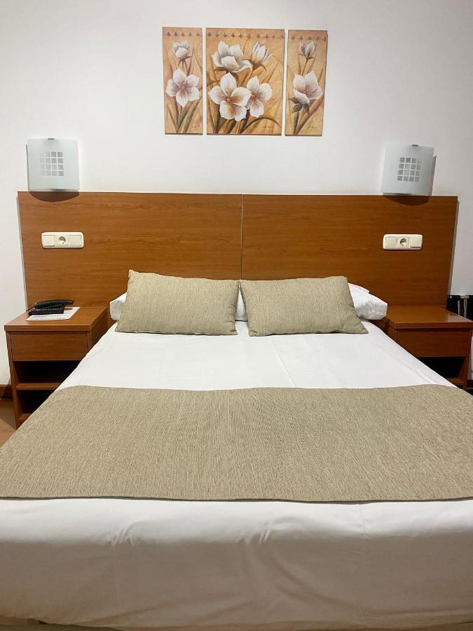 Pension Residencia Fornos Santiago de Compostela Bagian luar foto
