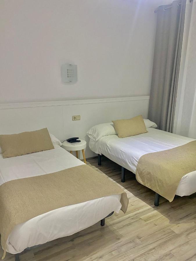 Pension Residencia Fornos Santiago de Compostela Bagian luar foto